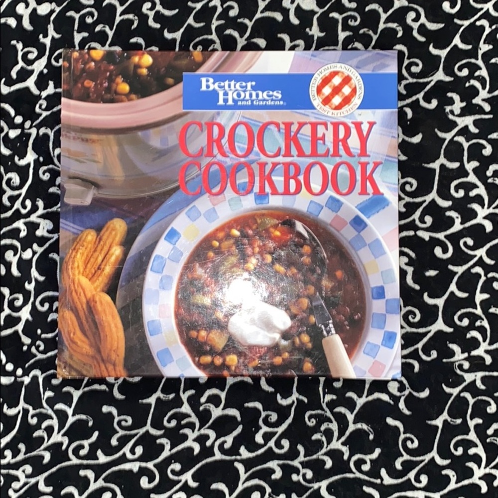 Better Homes & Gardens crockery cookbook crockpot